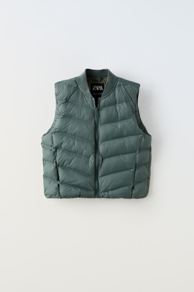 Lightweight puffer gilet