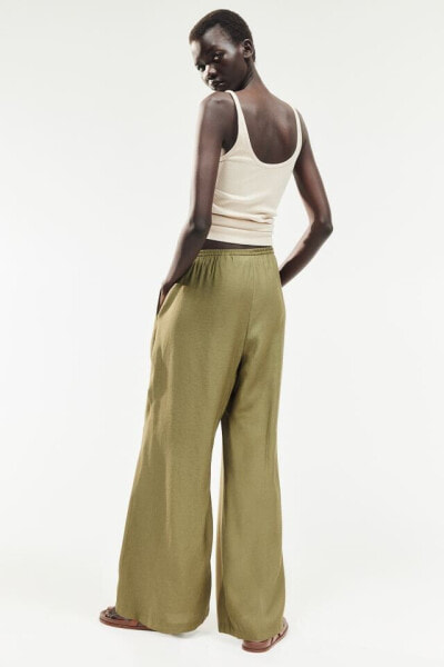 Wide-cut Pull-on Pants