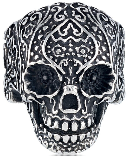 Men's Ornamental Skull Ring in Oxidized Stainless Steel
