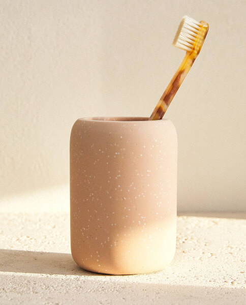 Glitter toothbrush holder