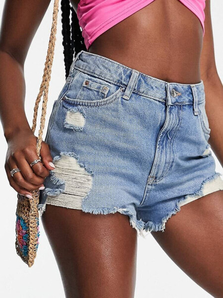 New Look ripped denim mom short in blue