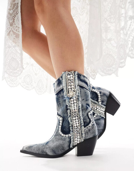 Azalea Wang Yannic western ankle boots in washed denim