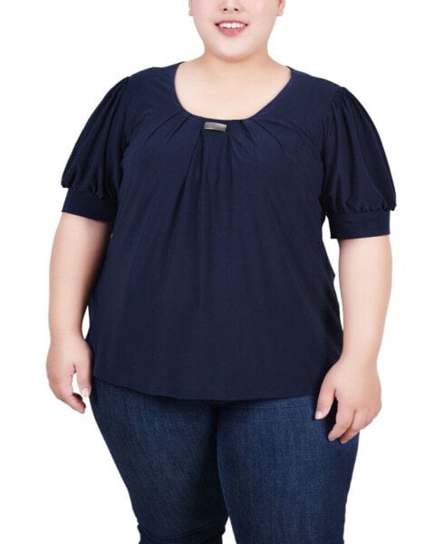 Plus Size Short Balloon Sleeve Top with Hardware