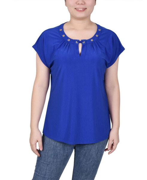 Petite Grommet Neck Knit Short Extended Sleeve Top