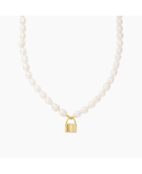 Secret Summer Cultured Pearl Lock Pendant Necklace
