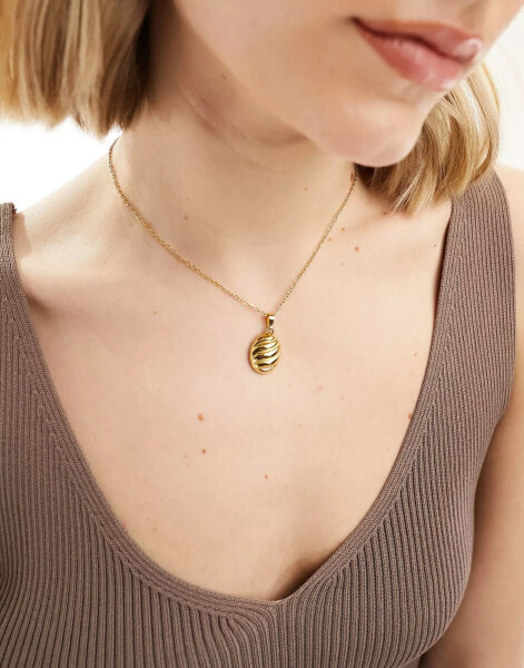 Lost Souls stainless steel wavy pendant necklace in gold