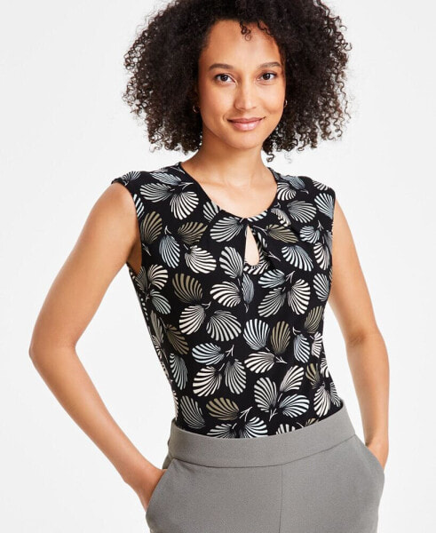 Women's Shell-Print Keyhole Top