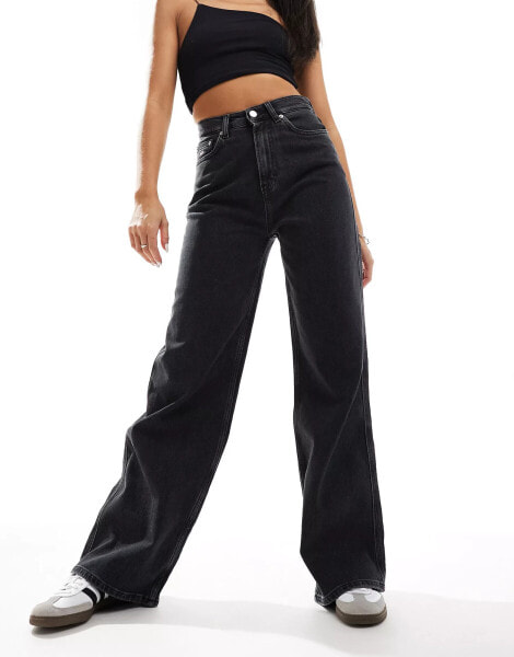 Tommy Jeans Claire high rise wide jeans in black