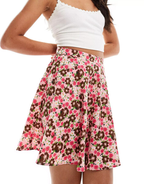 Wednesday's Girl bloom floral flippy mini skirt in pink