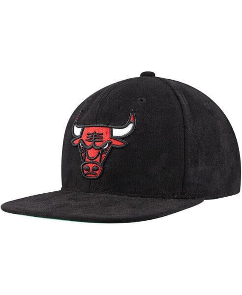 Mitchell Ness Men's Black Chicago Bulls Sweet Suede Snapback Hat
