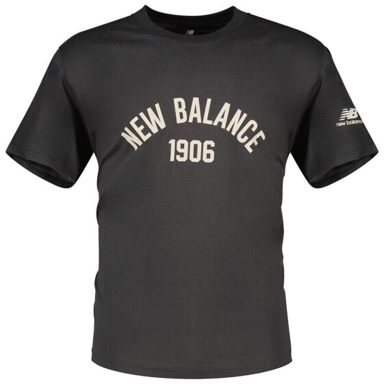 NEW BALANCE Essentials Varsity short sleeve T-shirt