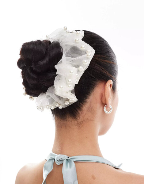 DesignB London pearl embellished organza hair scrunchie in white