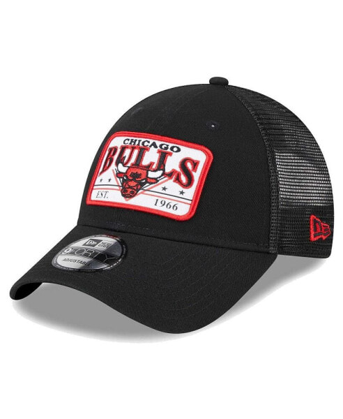 Men's Black Chicago Bulls Plate Oversized Patch Trucker 9FORTY Adjustable Hat