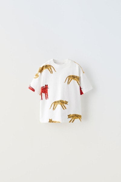 Feline t-shirt