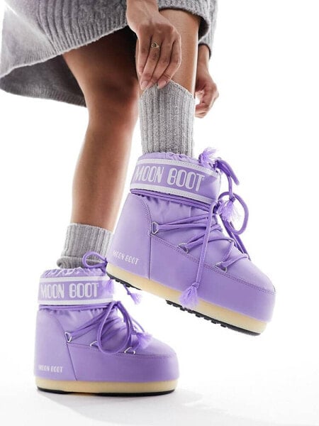 Moon Boot mid ankle snow boots in lilac