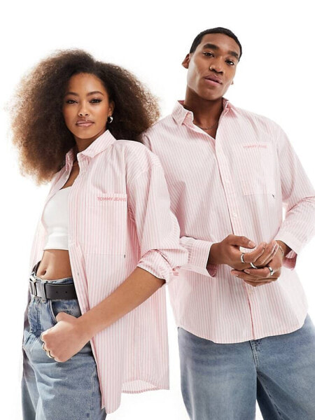 Tommy Jeans Unisex relaxed classic shirt in pink stripe