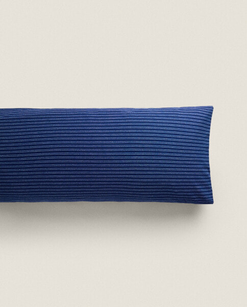 Horizontal stripe cushion cover