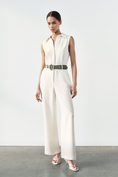 Crepe jumpsuit with belt