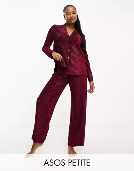 ASOS DESIGN Petite – Glitzer-Pyjama in Rosa, bestehend aus Hemd und Hose