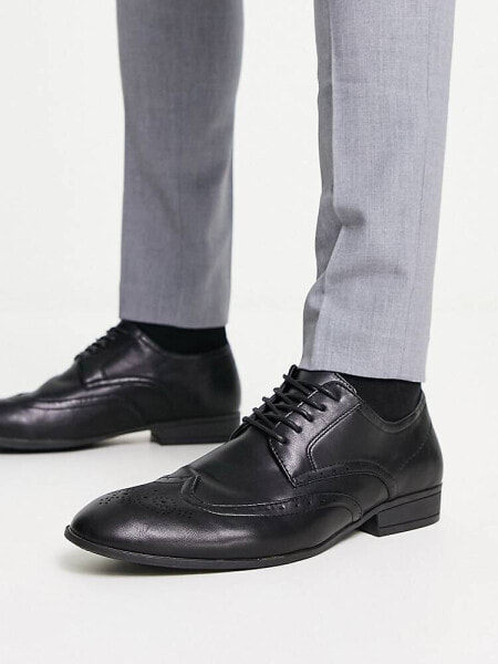 New Look plain brogues in black