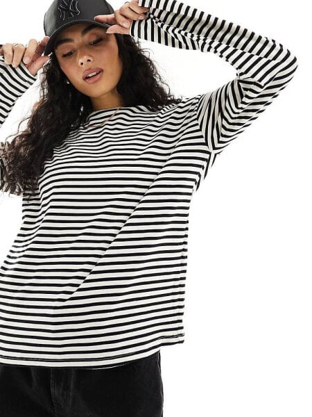 Pieces long sleeve super soft t-shirt in black stripe