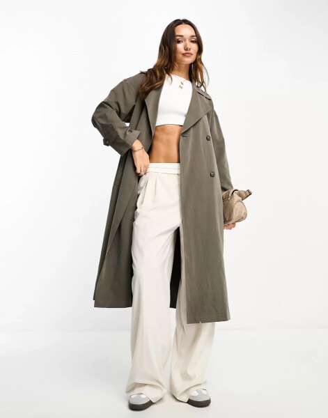 Stradivarius fluid trench coat in chocolate