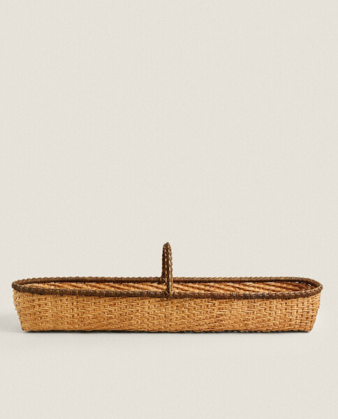 Long basket with contrast edge and handle