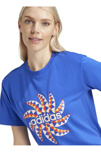 Футболка Adidas Round Neck  IQ4485