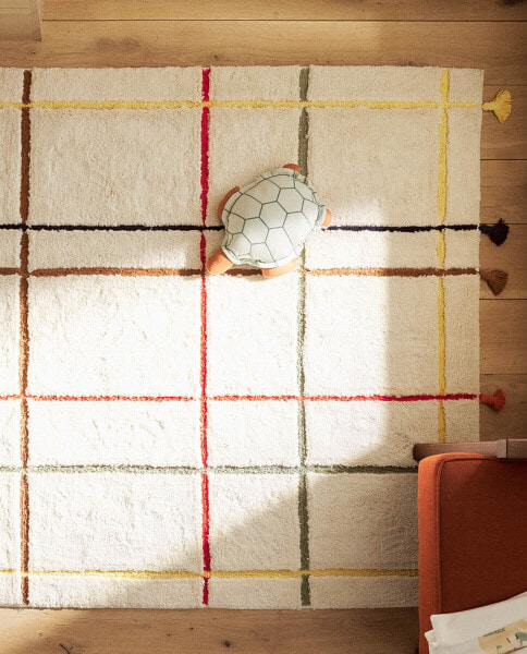 Children's rectangular check rug with tassels