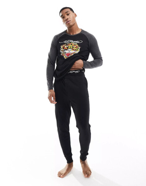 Ed Hardy Eakers long pyjamas in black and grey