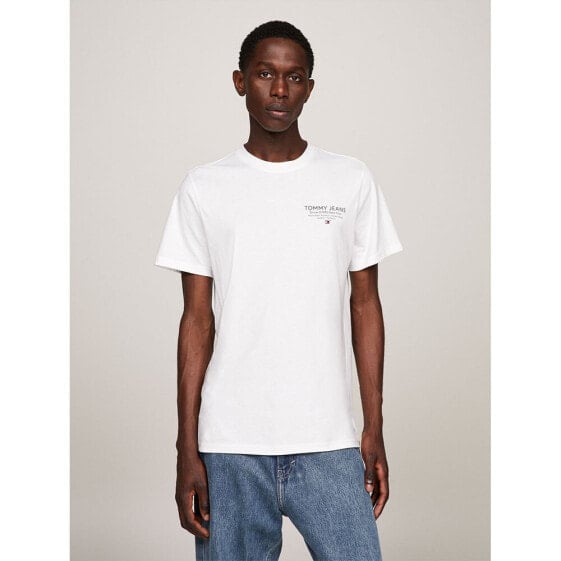 TOMMY JEANS Essential Graphic Short Sleeve T-Shirt