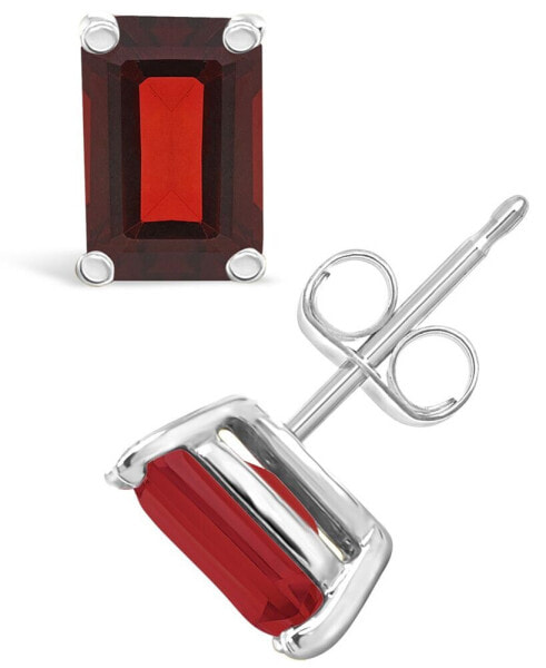 Garnet (1-1/2 ct.t.w) Stud Earrings 14K in White Gold or 14K Yellow Gold