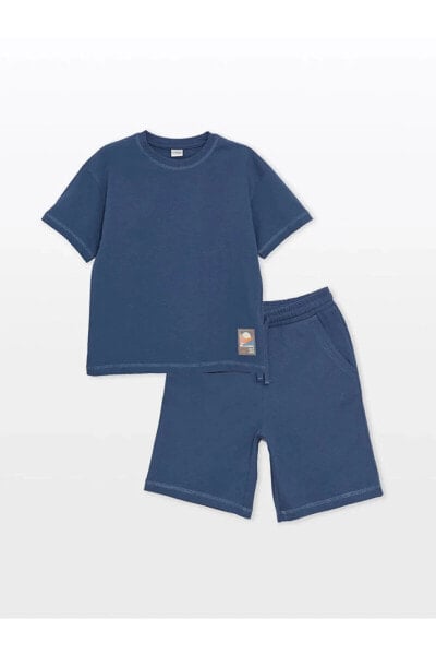 Костюм для малышей LC WAIKIKI Комплект LCW Kids для мальчиков с коротким рукавом и шорты.