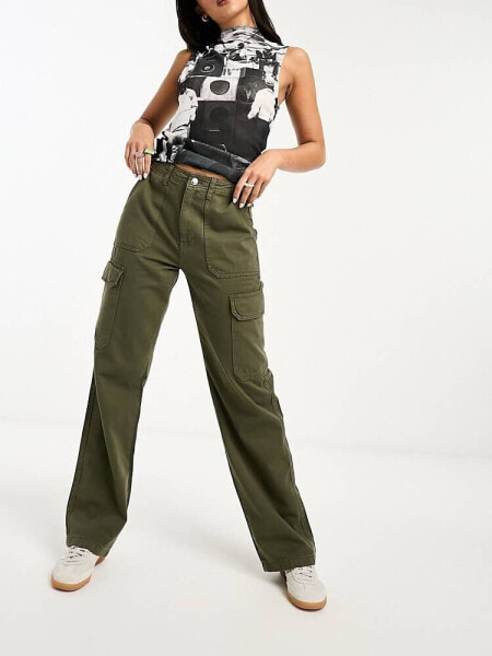 ONLY straight leg cargo trousers in khaki