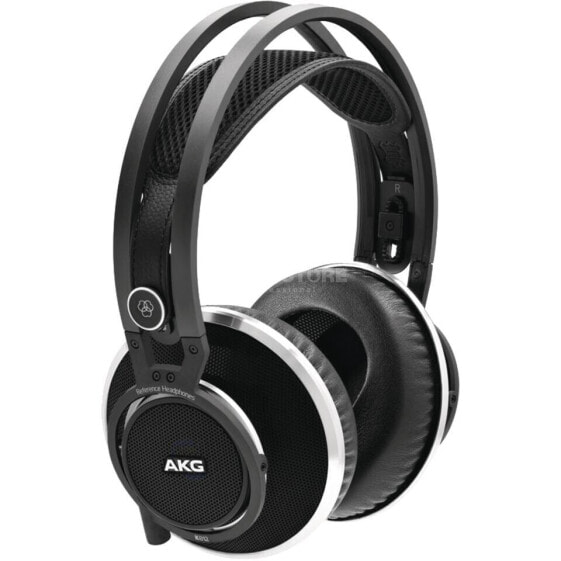 AKG K812