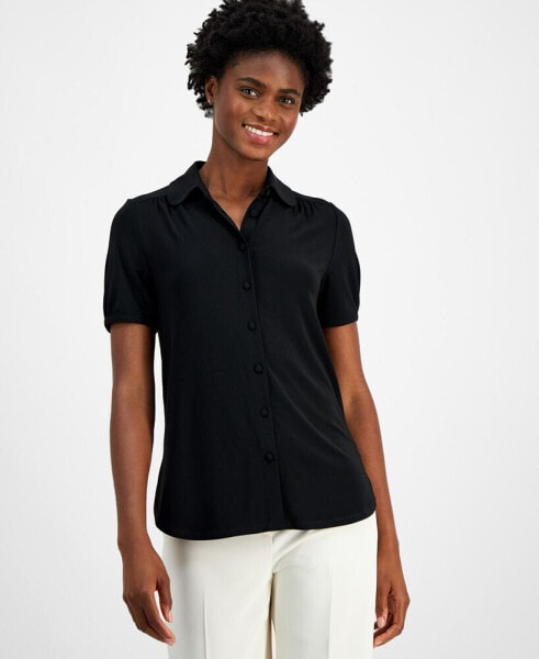 Women's Collared Short-Sleeve Top