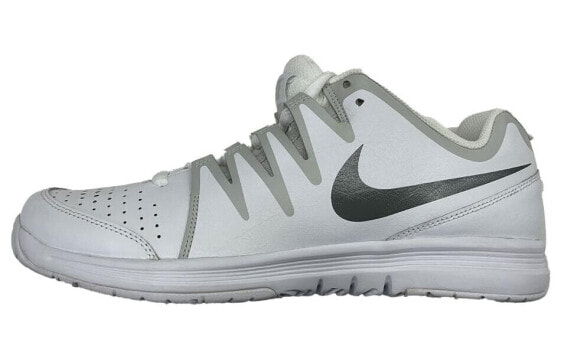 Кроссовки Nike Vapor Court белого цвета 631703-107