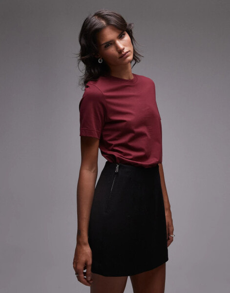 ARKET t-shirt in burgundy