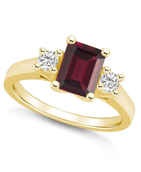 Garnet and Diamond Ring (2 ct.t.w and 1/4 ct.t.w) 14K Yellow Gold