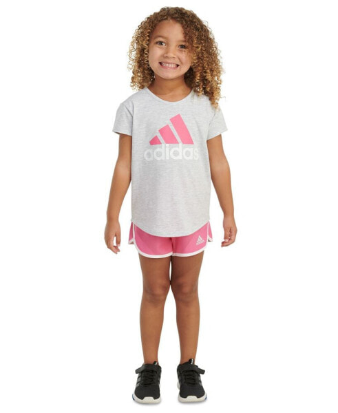 Футболка и шорты от adidas для маленьких девочек, набор из 2 предметов