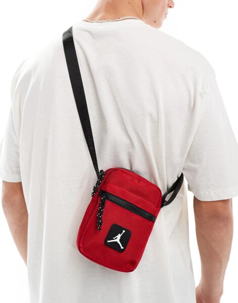 Jordan logo crossbody bag in red