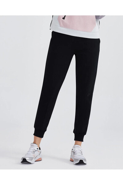 Брюки спортивные Skechers W 2xi-lock Jogger Sweatpant Женские Черные