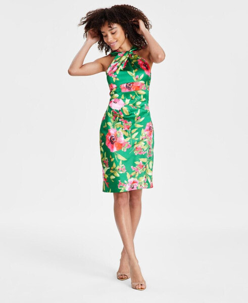 Платье Eliza J с цветочным узором и завязкой Tw​​ist-Front на растяжке