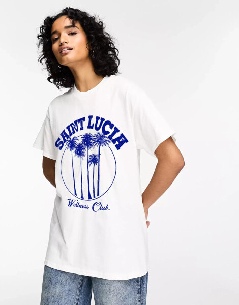 ASOS DESIGN – Oversize-T-Shirt in Weiß mit „Saint Lucia“-Grafikprint