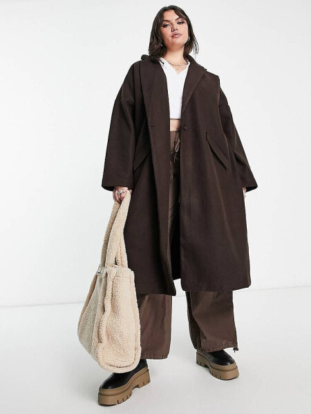 Only Curve longline coat in chocolate