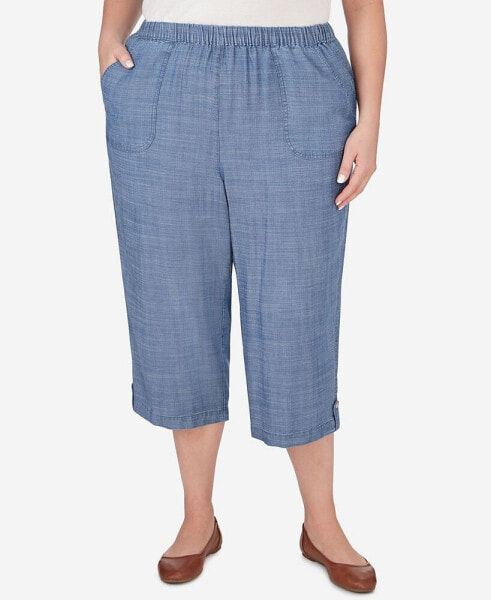 Plus Size Bayou Chambray Capri Pants with Pockets