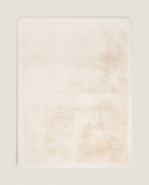 Plain faux fur rug