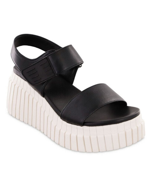 Women's Yuri Wedge Sandals