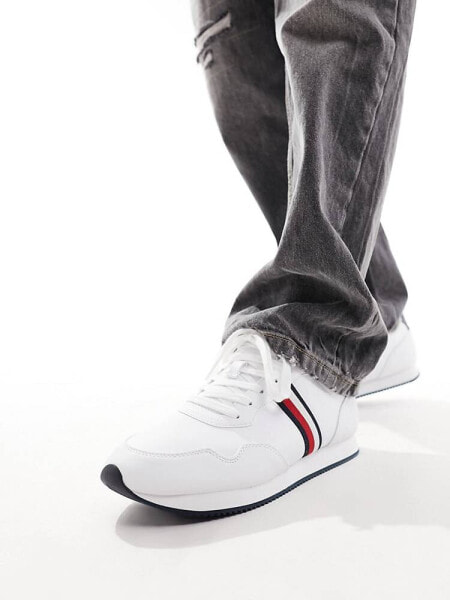 Tommy Hilfiger core low runner trainers  in white