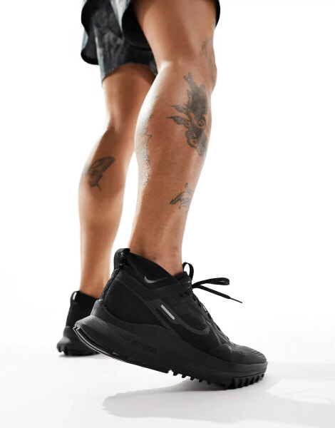 Nike Running – React Pegasus Trail 4 – Sneaker in Schwarz